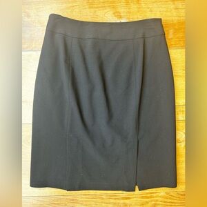 BANANA REPUBLIC Suit Skirt. Black Size 2P.